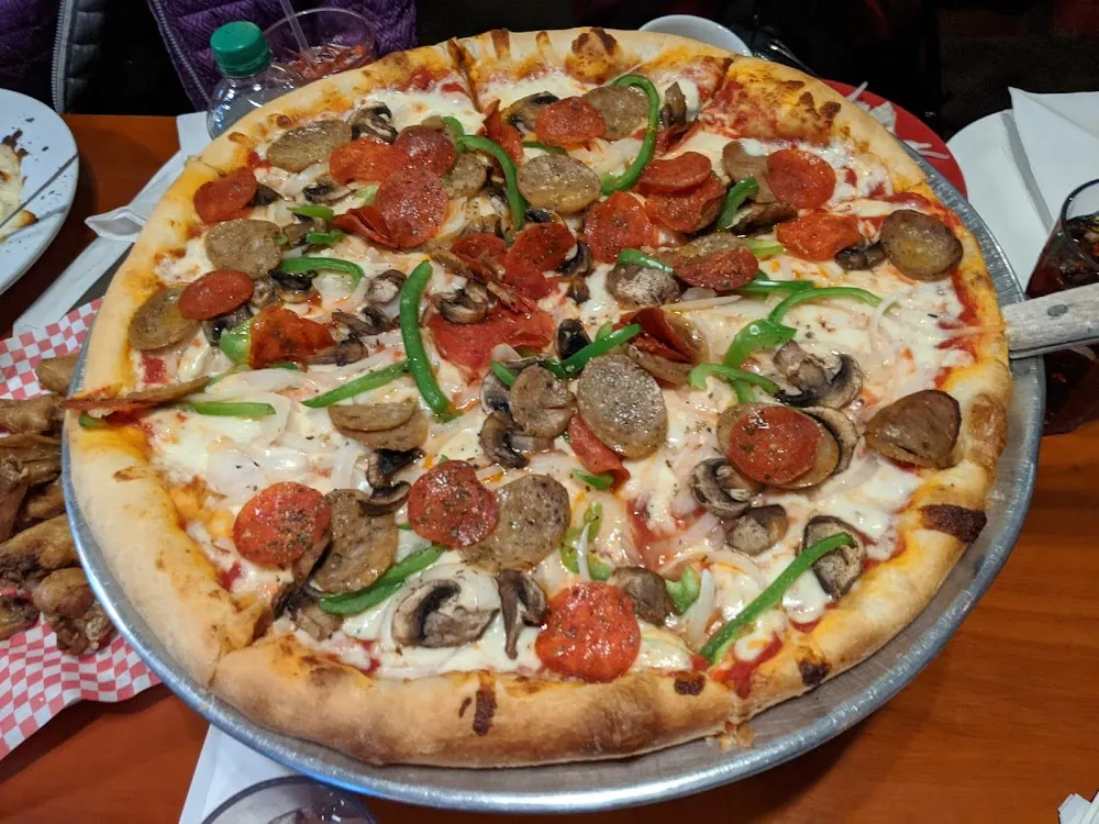 Famous Combo Pizza